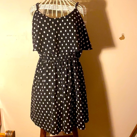 Beautiful Layered Dress - Picture 1 of 3
